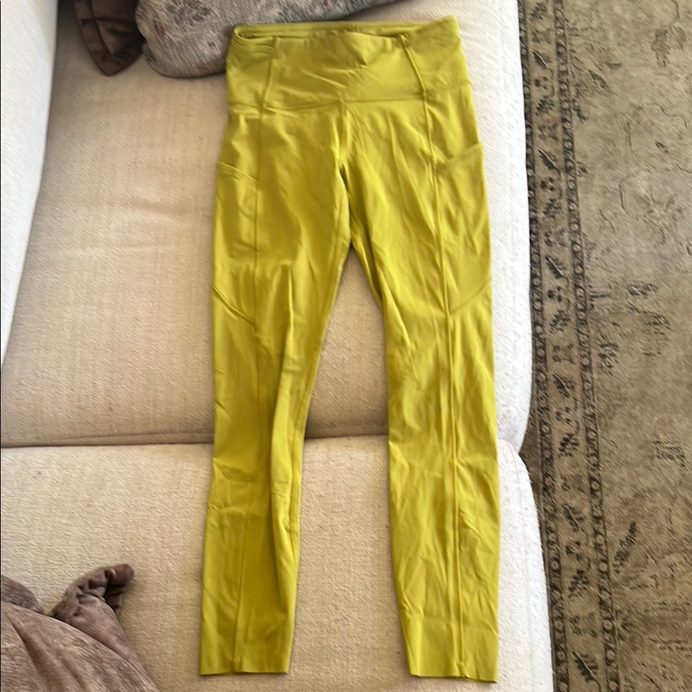 Lululemon Nulux 7/8 matcha/ acid green leggings 4